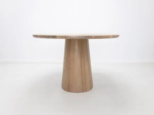 Our CATE dining table with a pedestal base.