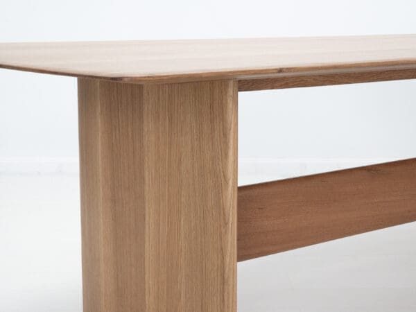 A close up of the rounded corners on our rift-sawn white oak dining table.